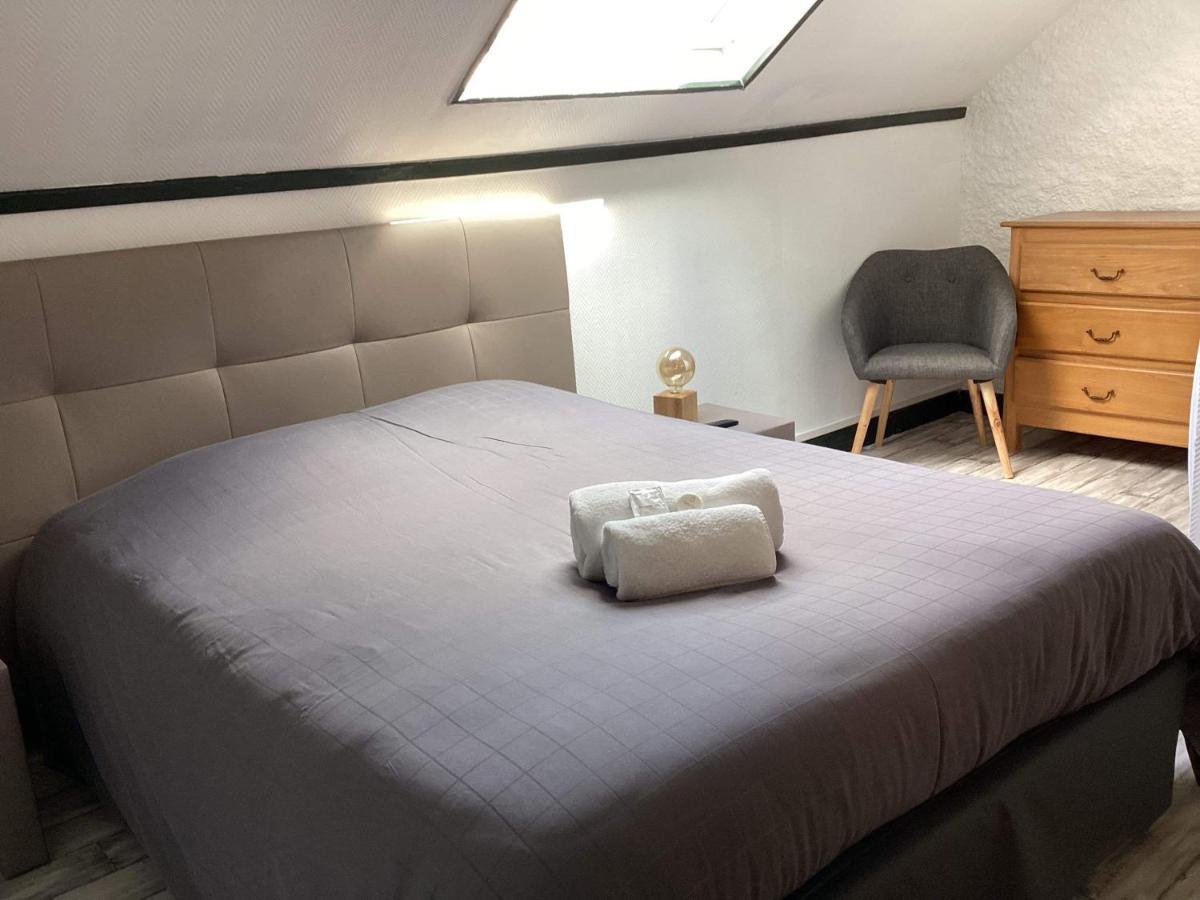 Auberge De La Voute Chooz Екстериор снимка